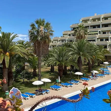 Luminoso Con Terraza Y Piscina Apartamento Puerto de la Cruz (Tenerife)