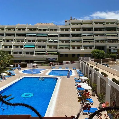 Luminoso Con Terraza Y Piscina Appartement *
